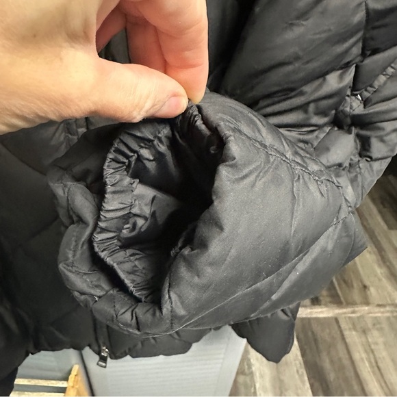 Burberry Brit black diamond quilted down coat with hood XL - Picture 11 of 11